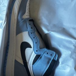 Jordan 1 Retro High OG (University Blue)