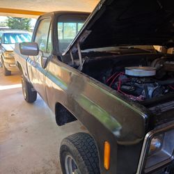 1977 Chevy K10 Short Bed 