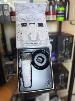 Saber 2 clipper white