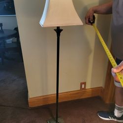 Lamp.... Approx 60" Tall