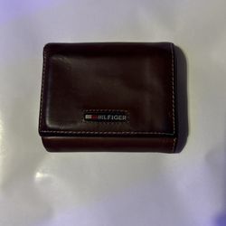 Tommy Hilfiger Leather Trifold Wallet 