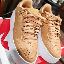 NIKE COURT VISION ALTA LTR shoes, size 9 new and still in the box. These shoes are brand new and still in the box. They have never been wo