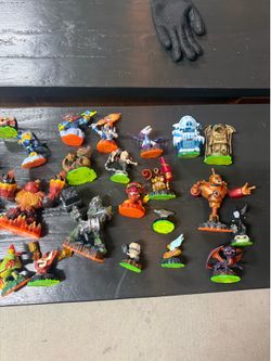 Skylanders lot