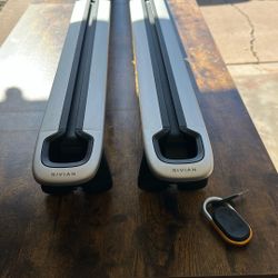 RIVIAN Cargo Crossbars (Rivian Gear Shop)