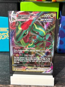 Rayquaza Vmax