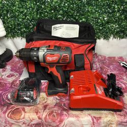 Milwaukee 2606 Kit 18v 1/2” Drill Driver 