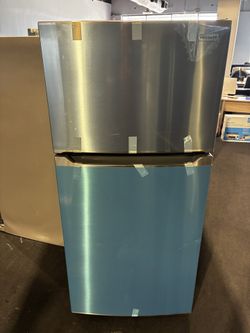 Brand New Open Box 30 And 33 Inch Refrigerators 