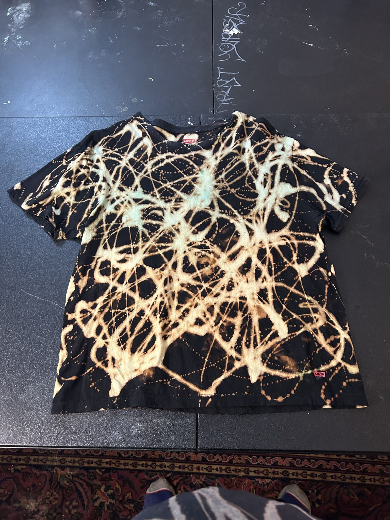 “Coolant” Bleached and Dyed Levi’s Tee Size XL 