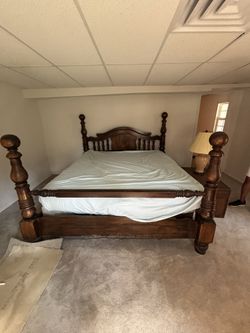 King Size Bed With Mattress 