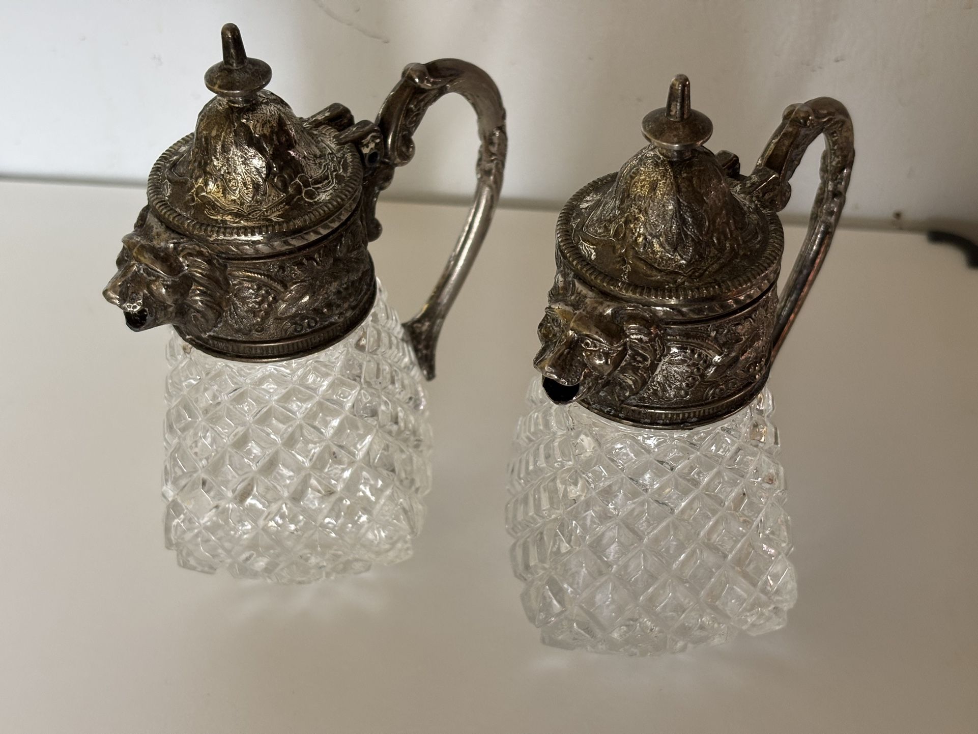 Set of 2 Vintage Hazel Atlas Lion Head Syrup Pitchers/creamers