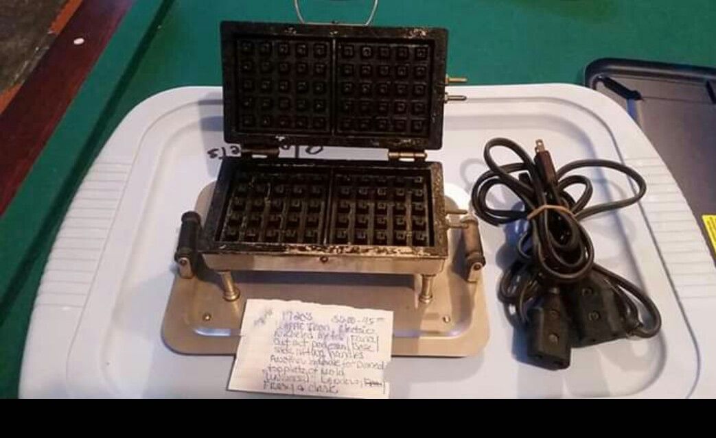 1920s waffle iron works