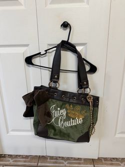 Juicy daydreamer Olive