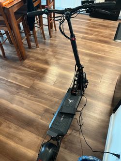 Engwe Y400 electric scooter