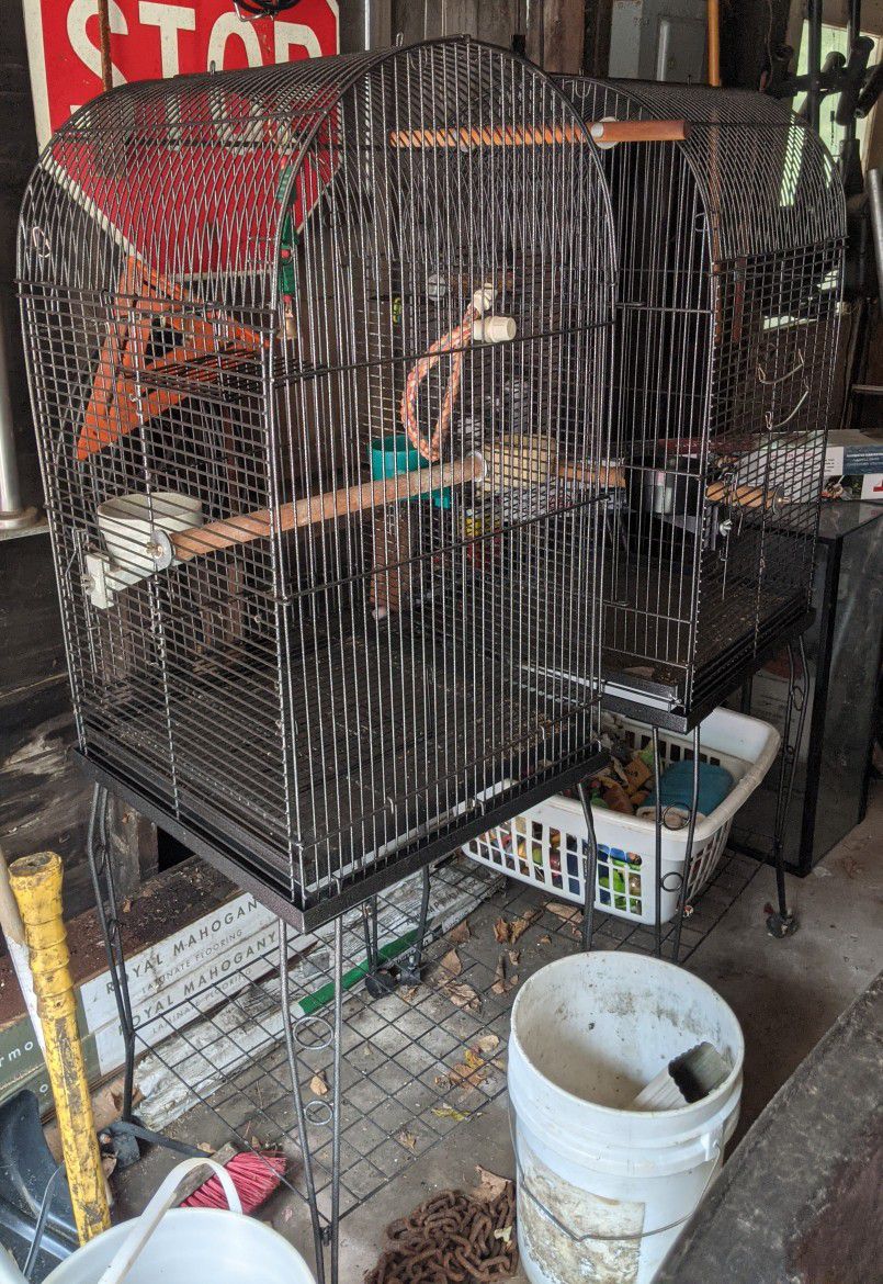 Large Bird Cages with Accessories