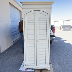 🎁Beautiful Rustic Armoire/ Dresser, Beige color-Solid wood 29.5” x 16” x 75”🎁