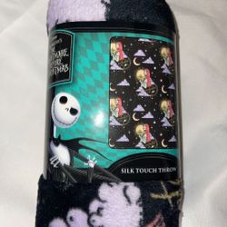 NIGHTMARE BEFORE XMAS THROW BLANKET