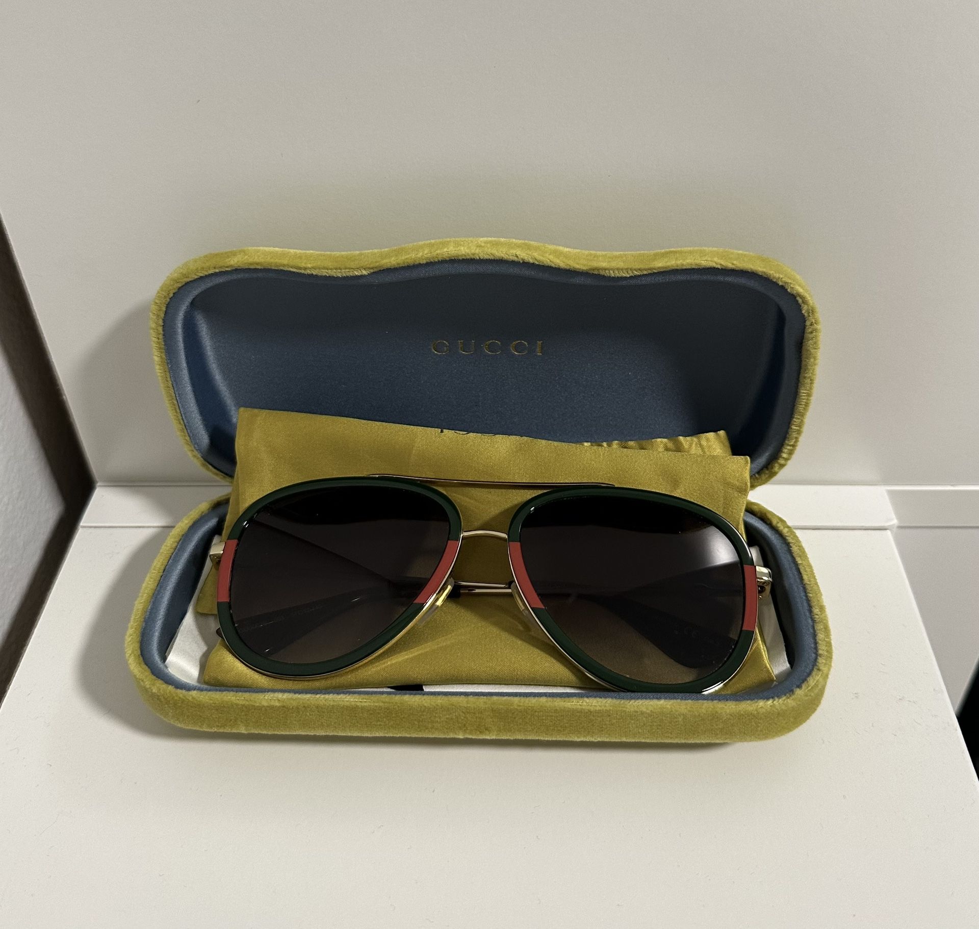 Gucci sunglasses, GG0062s