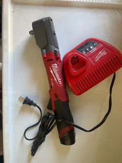 Milwaukee M12 FUEL 2564-20 3/8 Right Angle Impact Wrench Friction Ring + Charger⁠