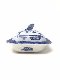 Victoria Transferware by ASHWORTH BROS England Covered Dish