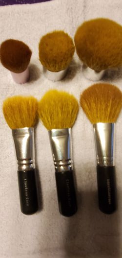 Bare Minerals make up brushes