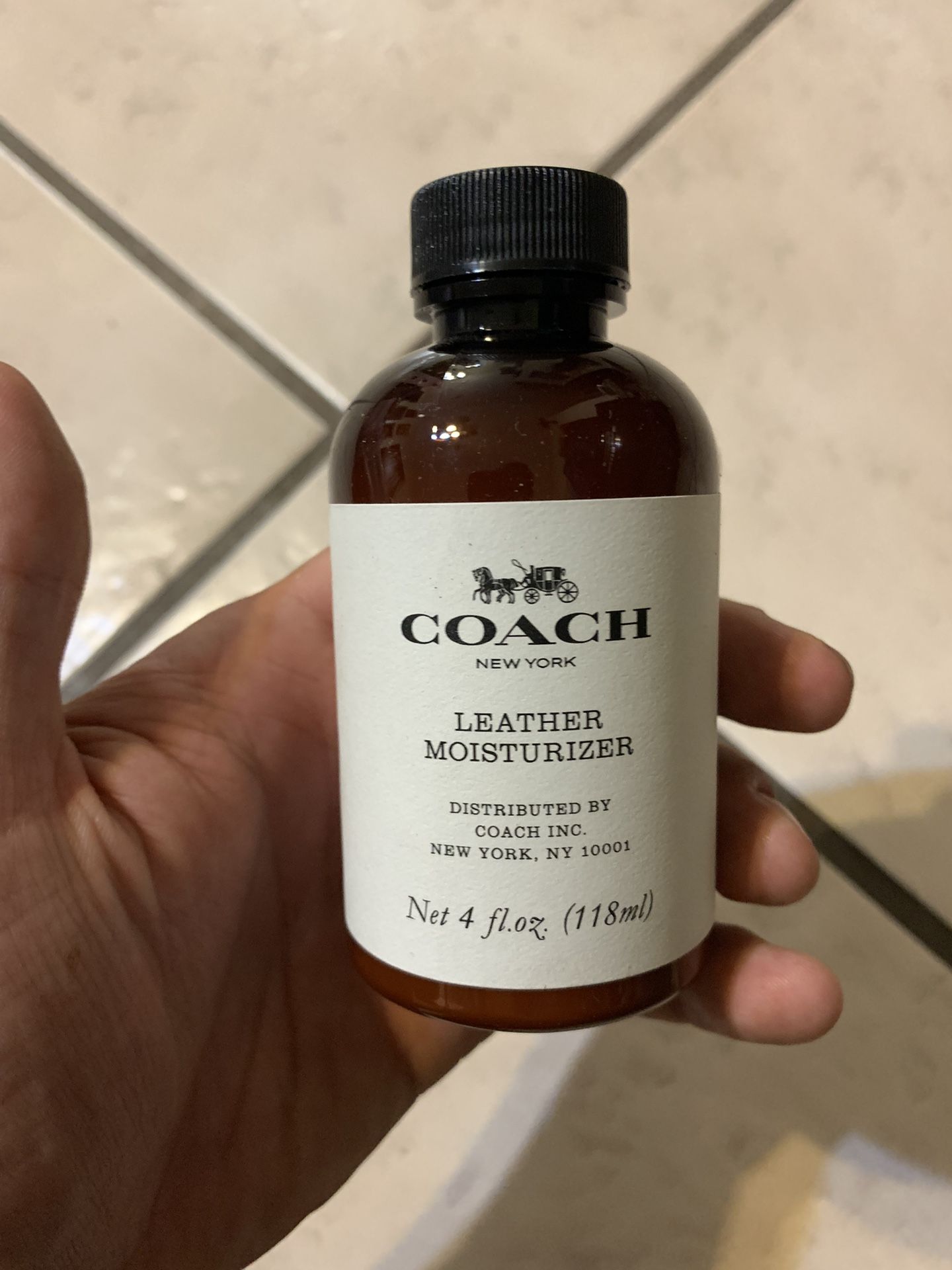 Coach Leather Moisturizer 4 fl Oz / 118 ml