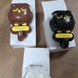 Blinking Owls Hooks