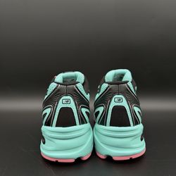 New Balance 1906R - Black Aqua/Pink