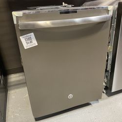 Stainless Steel Interior Dishwasher With Hidden Controls