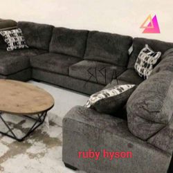 Mega March Sale | Almost Black - Dark Gray U Shaped 3 Piece Sectional Couch With Chaise @ Next-day Delivery 🚚