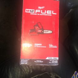 Milwaukee 2527-20 M12 FUEL HATCHET Cordless 6" Pruning Saw, 12V (Tool-Only) BRAND NEW 