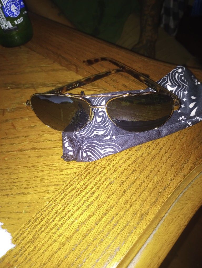 Gucci Aviator Sunglasses