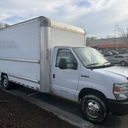 2018 Ford E350 Super Duty