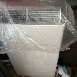 One Week Used Midea Portable AC AC 12000 BTU(Costco)