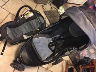 Graco travel system car seat, stroller, car seat base