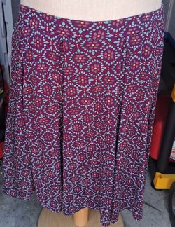 LuLaRoe Patterned Skirt – Purple/Teal/Red Geometric – Size M