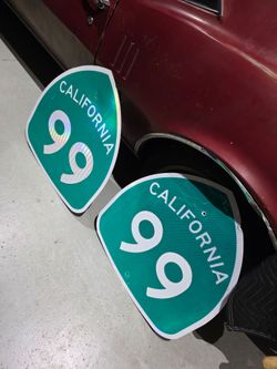 99 fwy sign