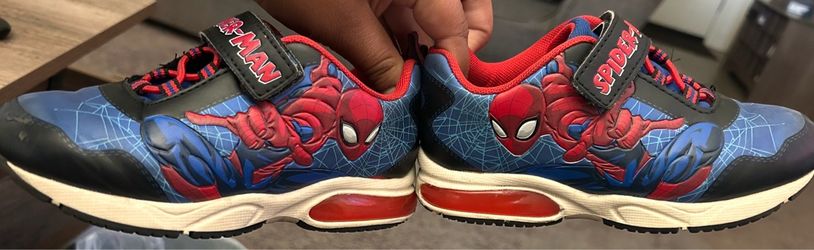 Kids Spider-Man light up shoes