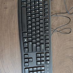 Logitech Keyboard 