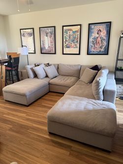 Thomasville Modular Sectional Couch + 2 Ottomans - $20 Pickup Only