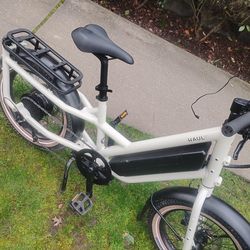 Specialized globe haul st electric bike