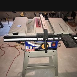 BT3100 Table Saw