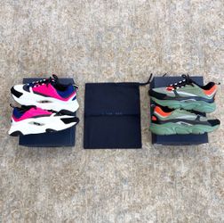 Dior b22s - Steals available in store!