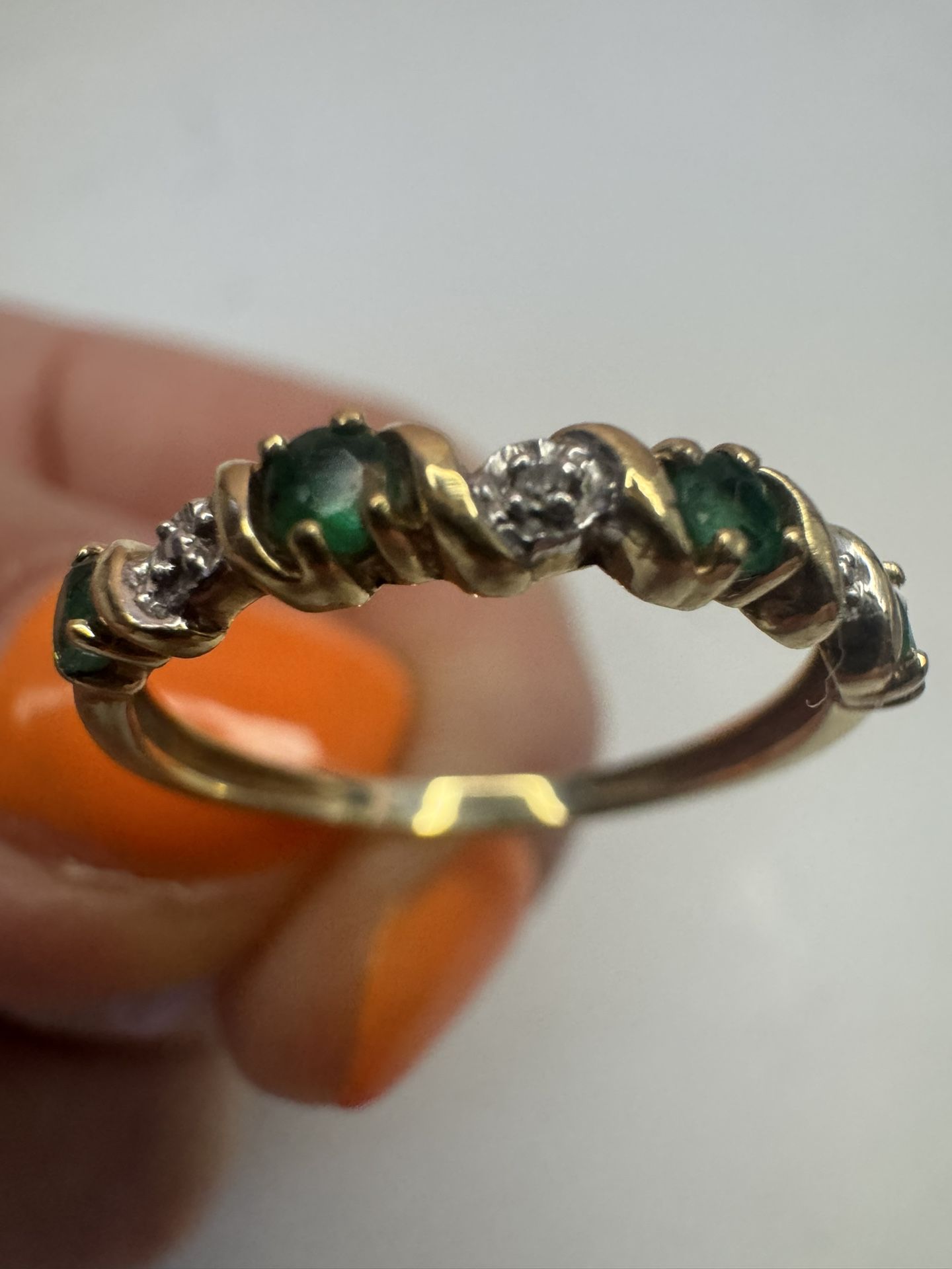 Vintage 10k yellow gold Natural Emeralds , diamonds ring , size 6