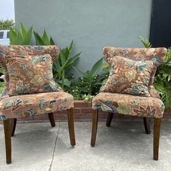 Decorative Chairs 