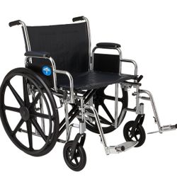 Medline Excel Extra-Wide Bariatric Wheelchair For Adults and Seniors with 24" Wide Seat, Supports up to 500 lbs 