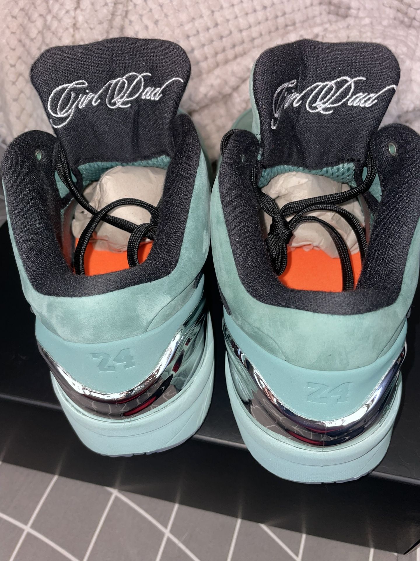 Nike Kobe 4 Girl Dad Size 8 Mens