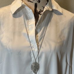 Silver Etched Leaf Necklace 