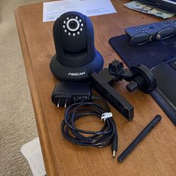 Foscam F19821W V2 Wireless IP Camera