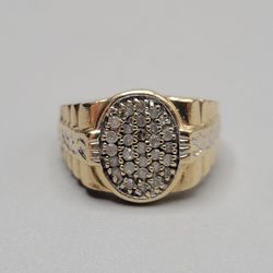 10K Two Tone Gold Diamond Cluster Ring (Size 9 & 3/4) (0.58 CTW)
