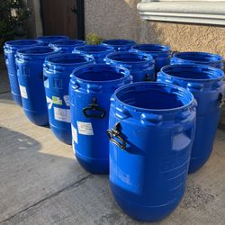 15 Gallon Plastic Barrel 